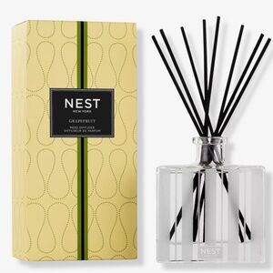 NEST Fragrances Grapefruit Reed Diffuser in Yellow and Black